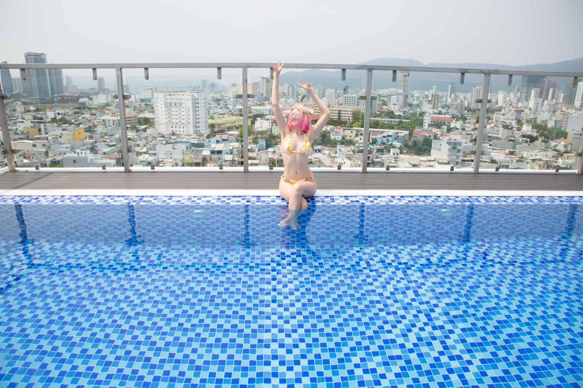 Calix Hotel